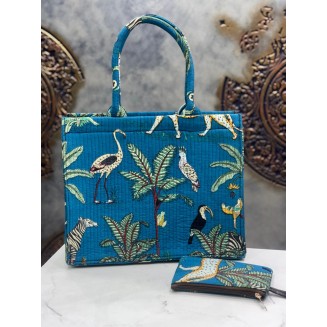The jungle Chic Tote - Azure