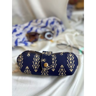 Shades Cover - Indigo Plant