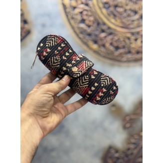Shades Cover -Teercha