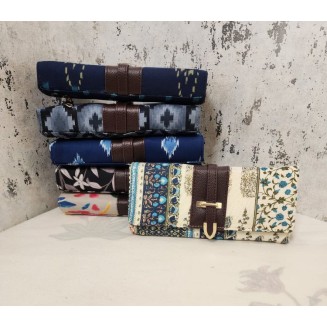 Cream Block - The Boho Buckle