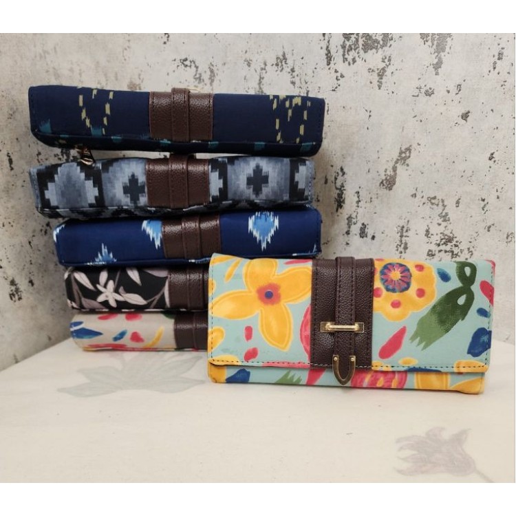 Eden Garden (Blue) - The Boho Buckle