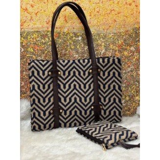The Eclat Tote - Chai Coffee