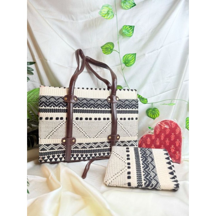 The Eclat Tote - Sugar Cream