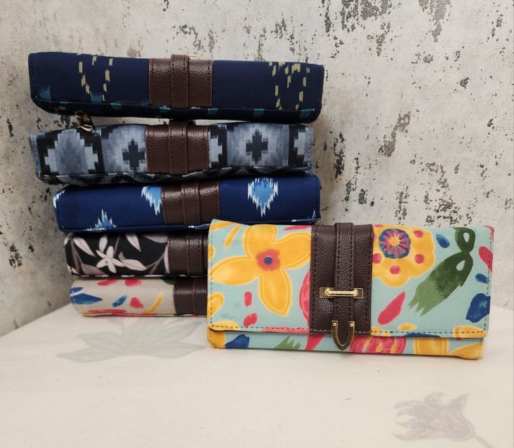 Eden Garden (Blue) - The Boho Buckle