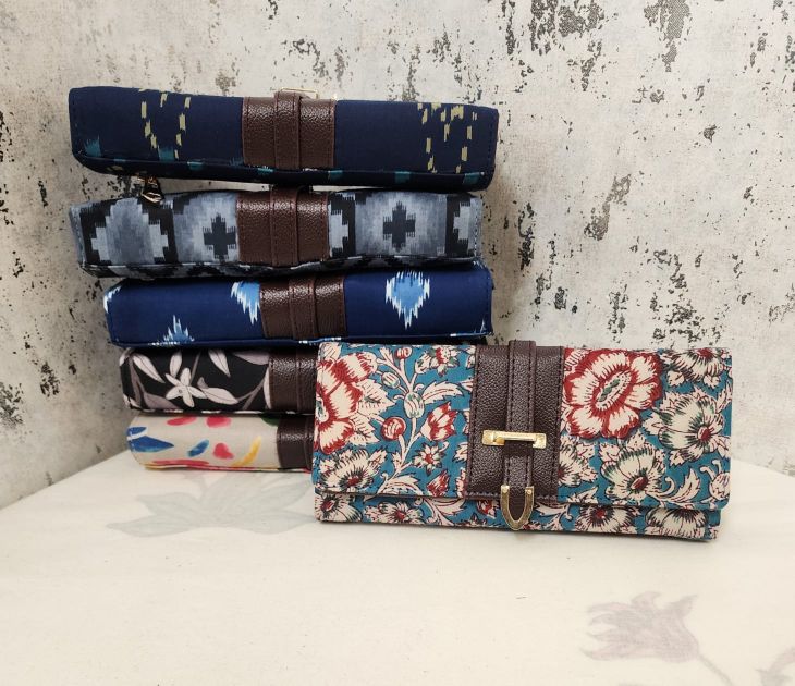 Kalamkari (Blue) - The Boho Buckle