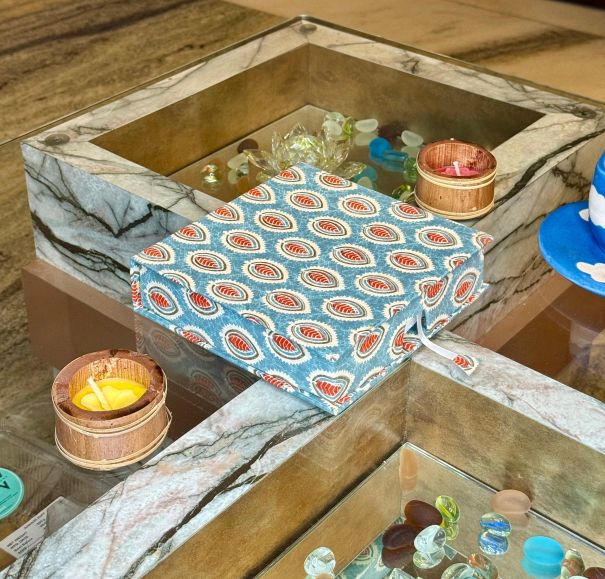 Ora - The Square Tissue Box