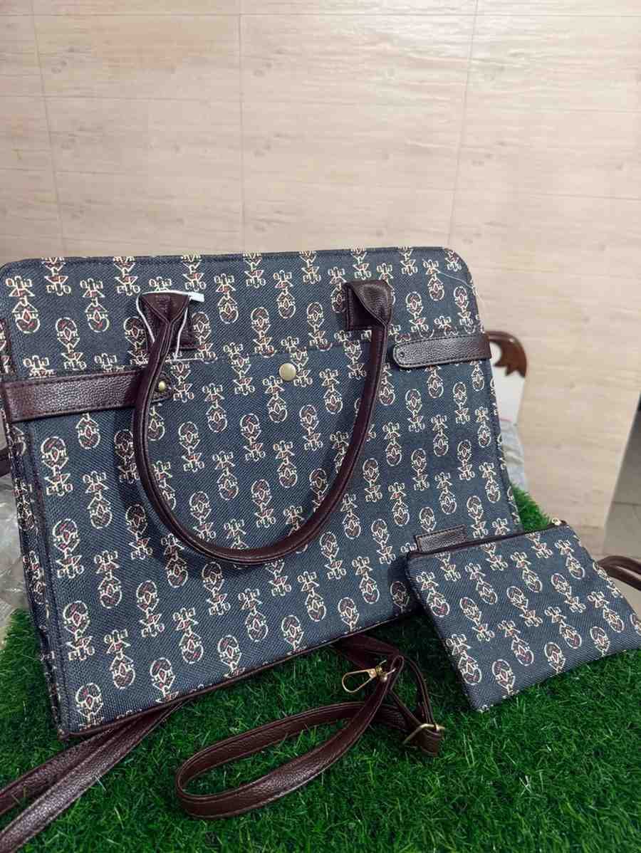 Classic Tote Bag - Meher
