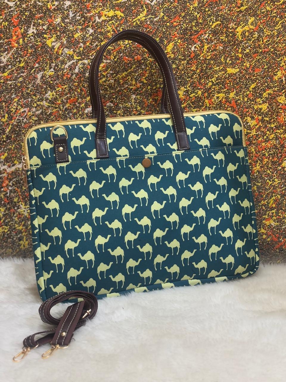 The Laptop Bag - Camel